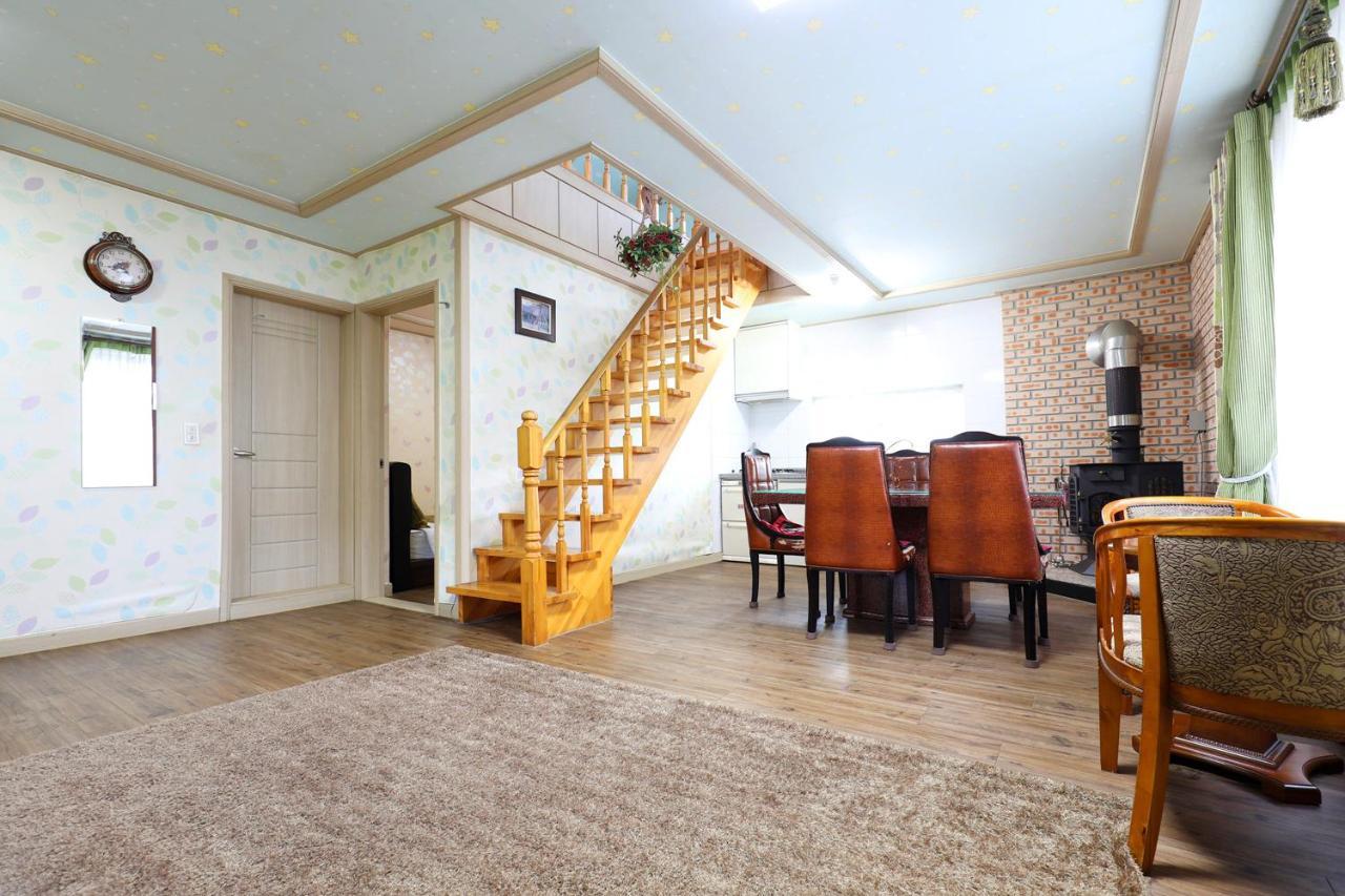 Yeowoogneul Pension Chuncheon Exterior foto